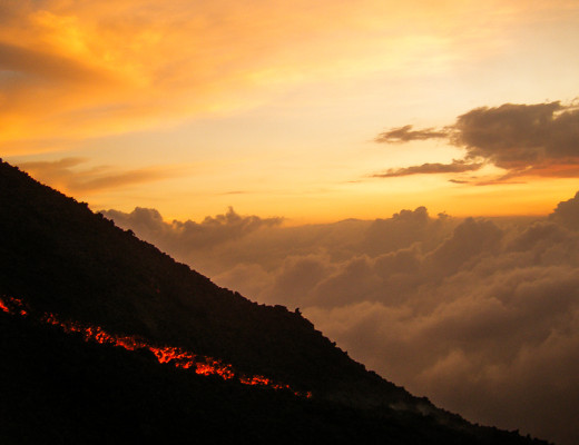 pacaya volcano